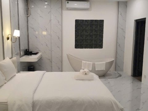 khách sạn A-IN QUẬN 5