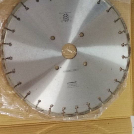 lưỡi cắt bê tông cỡ đại-Lưỡi xẻ đường-bê tông Cao Cấp 